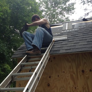 Tom-roofing