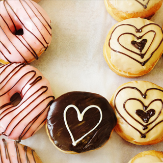 heart-donuts-square
