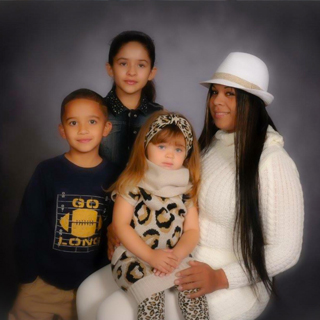 Darlene with her three children: Robert, Crystal, and Kaylee